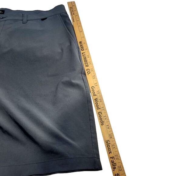 Travis Mathew Golf Shorts Mens Size 40 Flat Front Hefner Heather Charcoal Gray - Picture 8 of 9